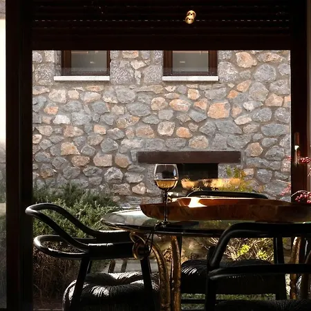 Lithos By Alure * Arachova